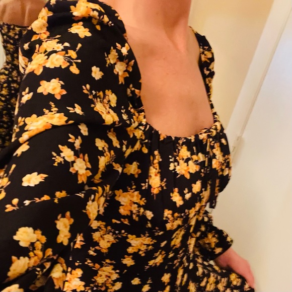 Long Sleeve Floral Bohemian Midi Dress - Picture 15 of 15